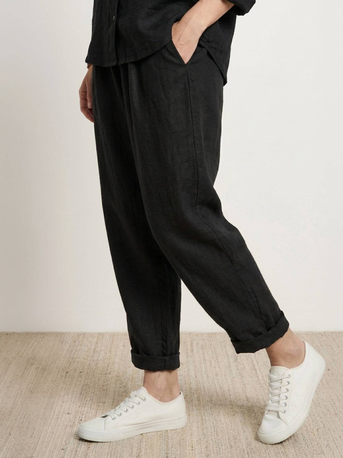 100% cotton oversized two-piece set with crinkle texture and wide-leg pants