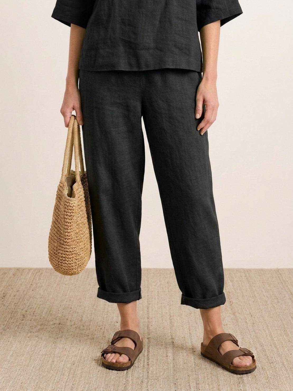 Monochrome Batwing Leisure Co-Ord with boxy crop top and high-waisted tapered pants