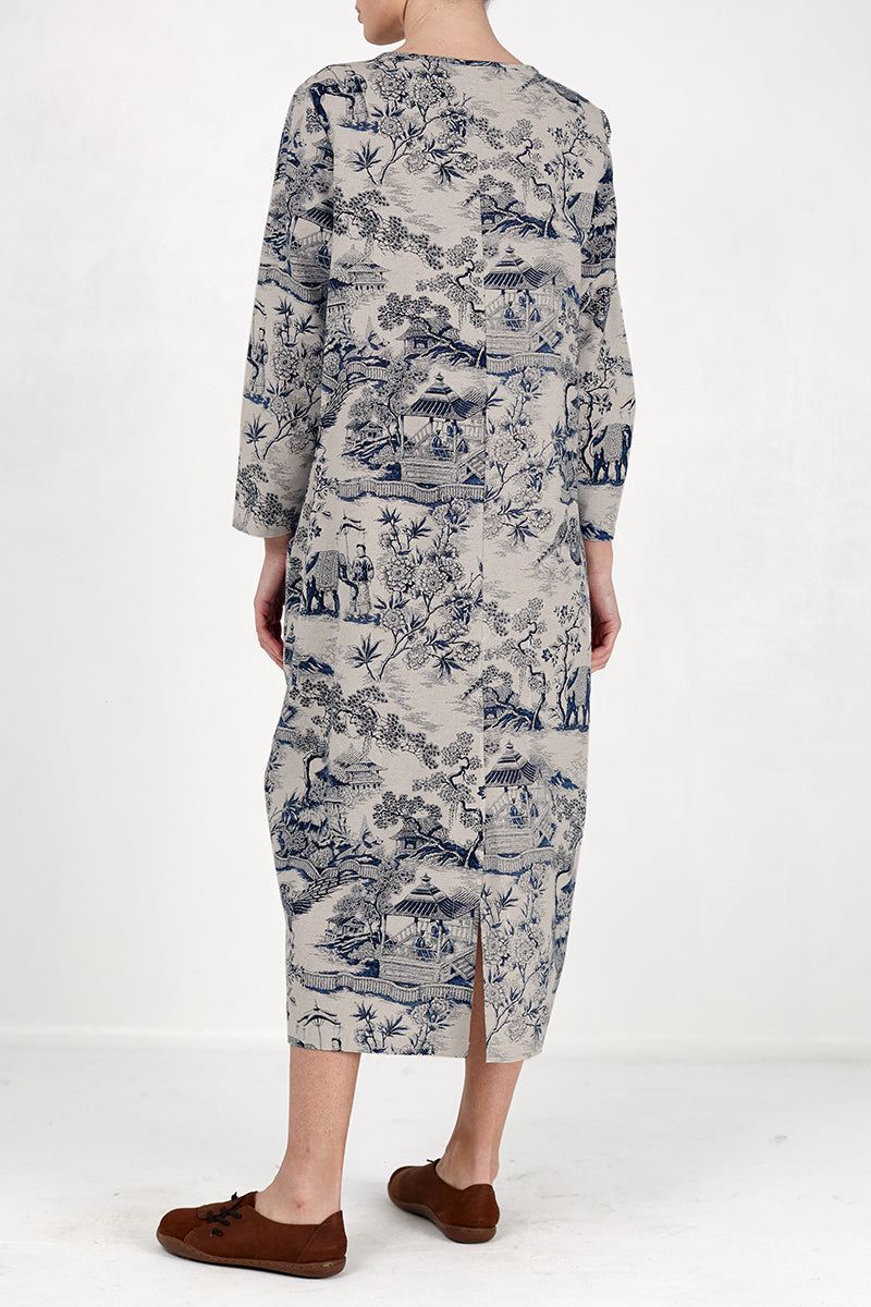 Blue Japanese porcelain print midi dress with 3/4 sleeves and oversized pockets