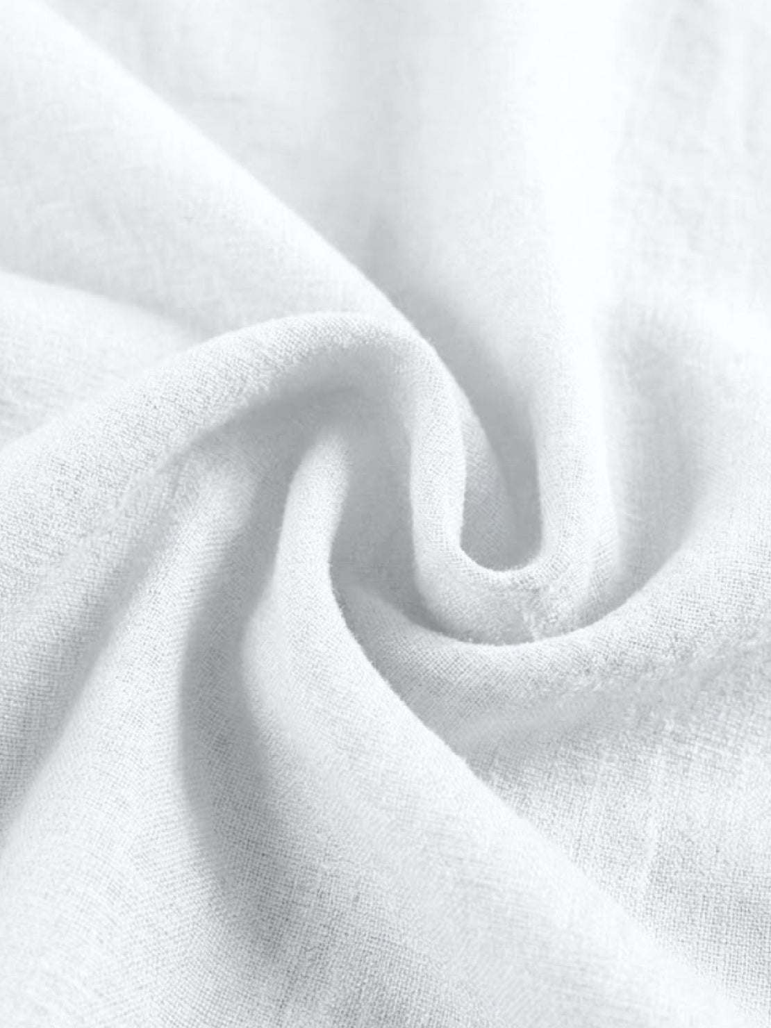 Bohemian maxi dress in oversized loose fit with long sleeves and breathable linen blend fabric.