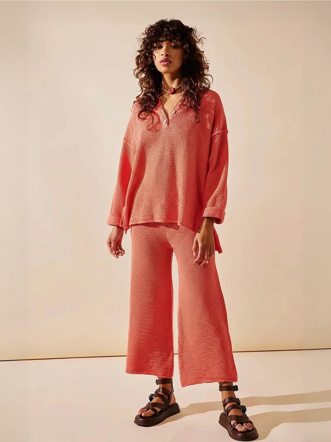 Two-piece oversized set for multi-weather comfort with relaxed fit and wrinkle-resistant fabric