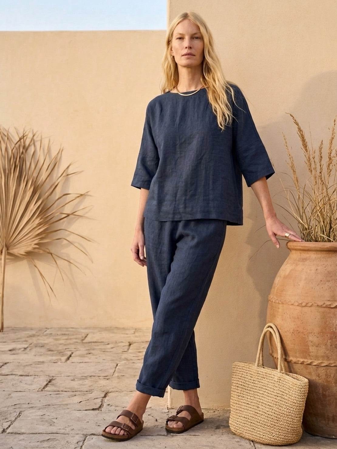 monochrome batwing leisure co-ord with boxy crop top and high-waisted tapered pants