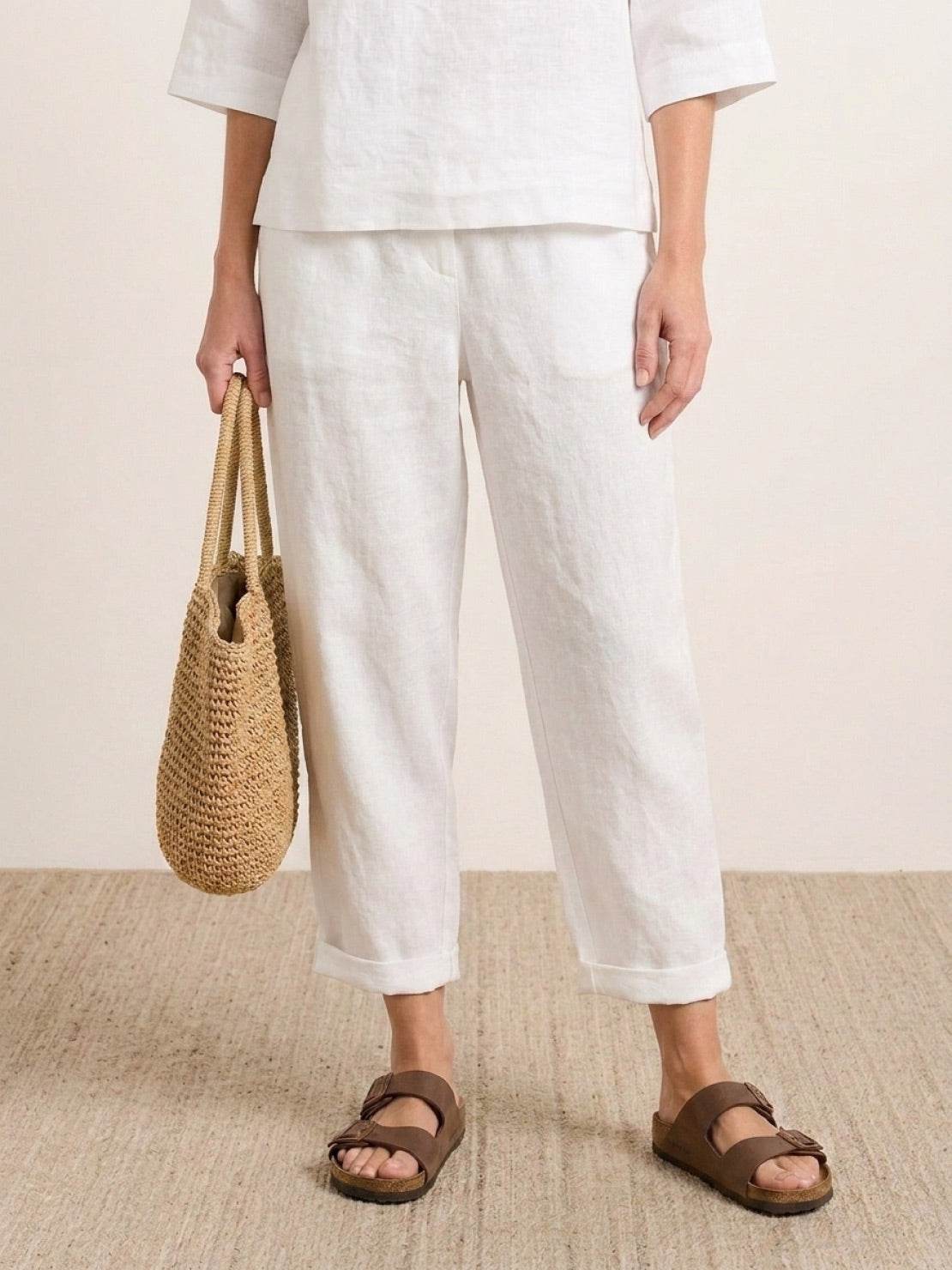 monochrome batwing leisure co-ord with boxy crop top and high-waisted tapered pants
