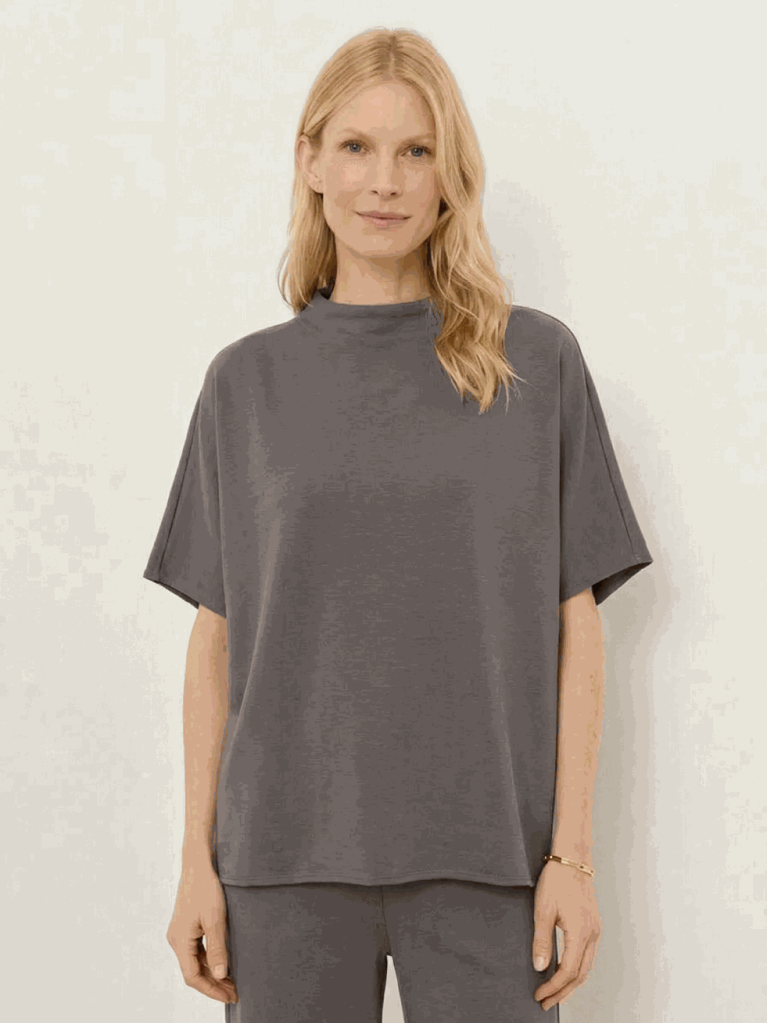 Cotton-blend capelet lounge set with mock neck top and wide-leg pants