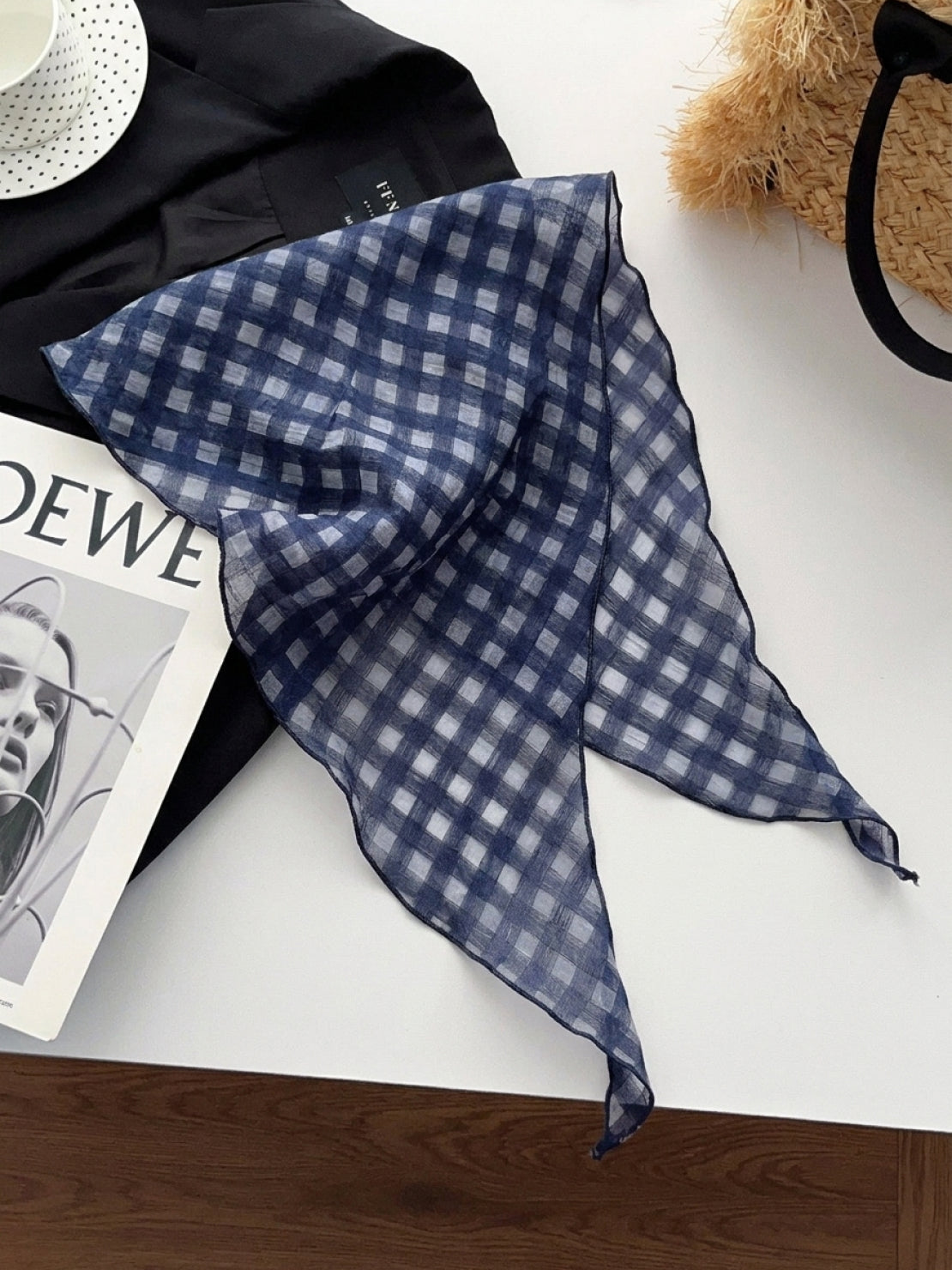 100% linen neck scarf with checkered pattern and triangular design, lightweight and breathable accessories for versatile styling