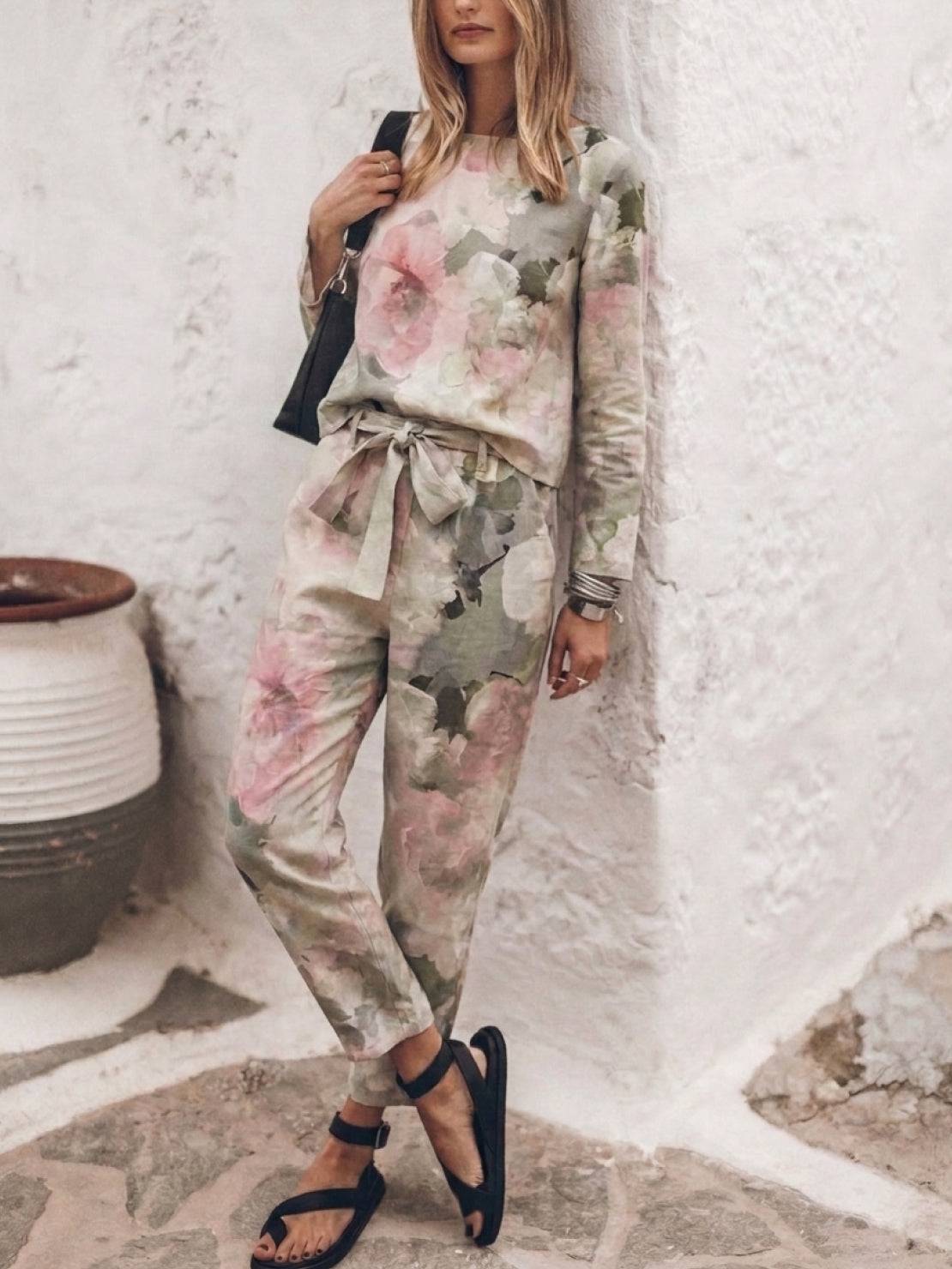 woman wearing cotton-linen monochrome relaxed longline top and wide-leg pants set