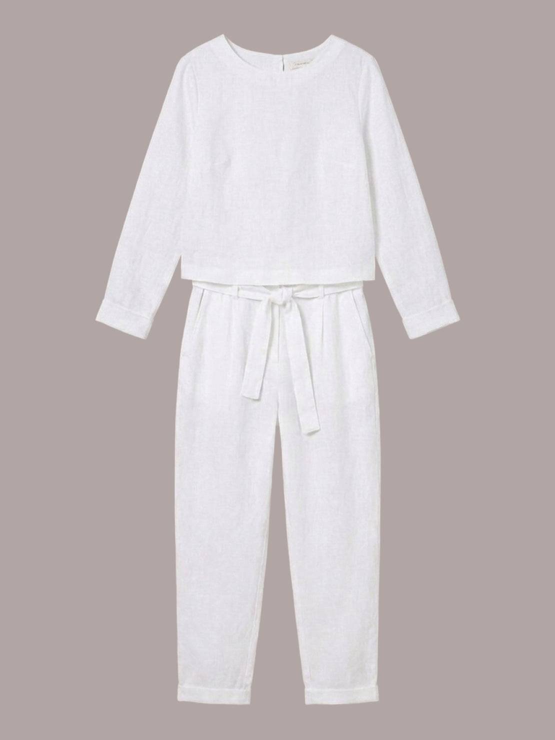 Woman wearing relaxed cotton-linen monochrome longline top and wide-leg pants set