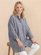 Oversized linen shirt in breathable cotton-linen blend with relaxed fit and vintage-inspired back pleats