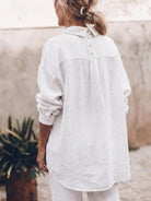 Relaxed oversized 100% cotton linen shirt with dropped shoulders and back pleat detail