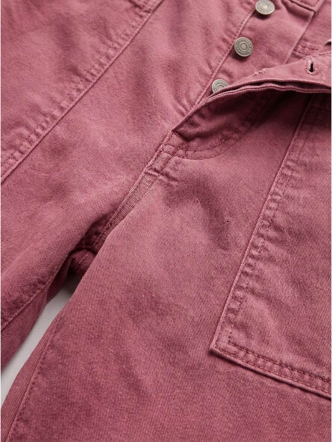 Casual button-down utility-chic trousers with deep pockets and rolled cuffs in soft durable fabric