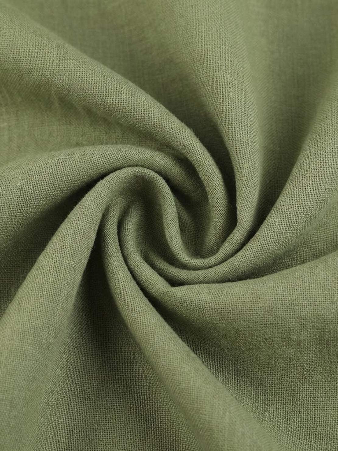 Woman wearing Jetsetter Linen-Like Feel Set, a lightweight, breathable two-piece outfit with linen-like texture and inclusive sizing.